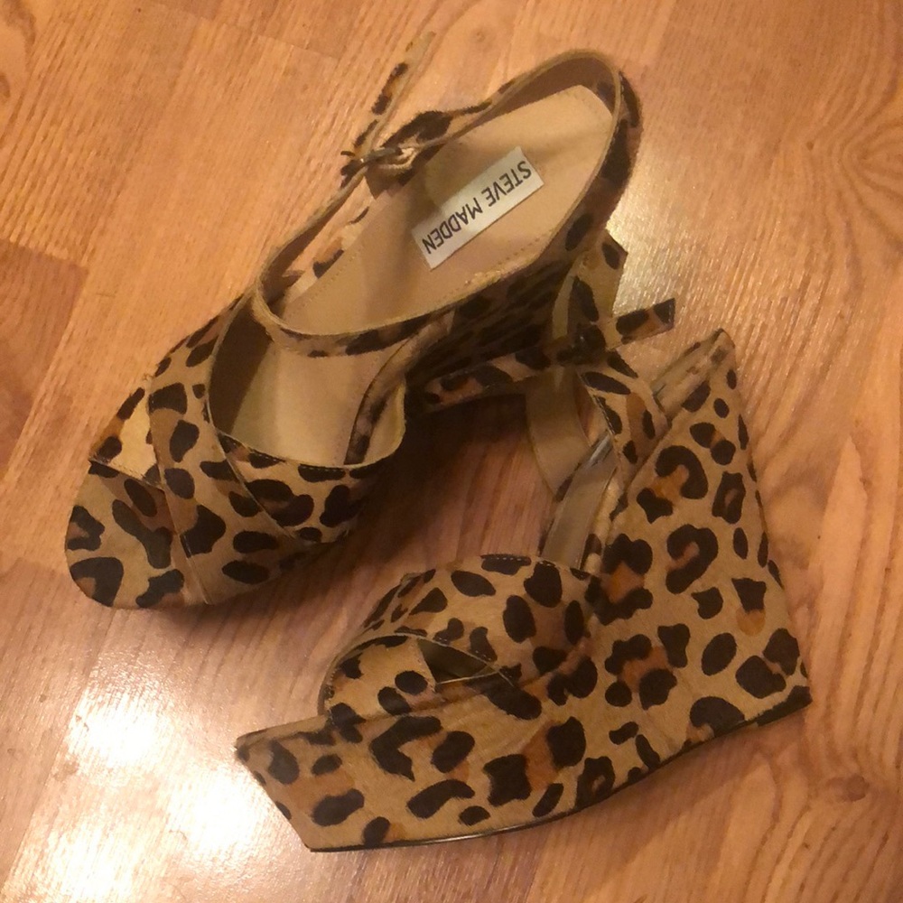 Steve Madden Brown and Black Leopard Calf Hair Wedge Platform Sandals (not worn)